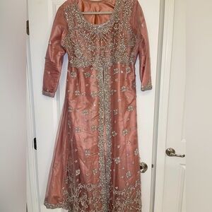 beautiful pakistani wedding wear